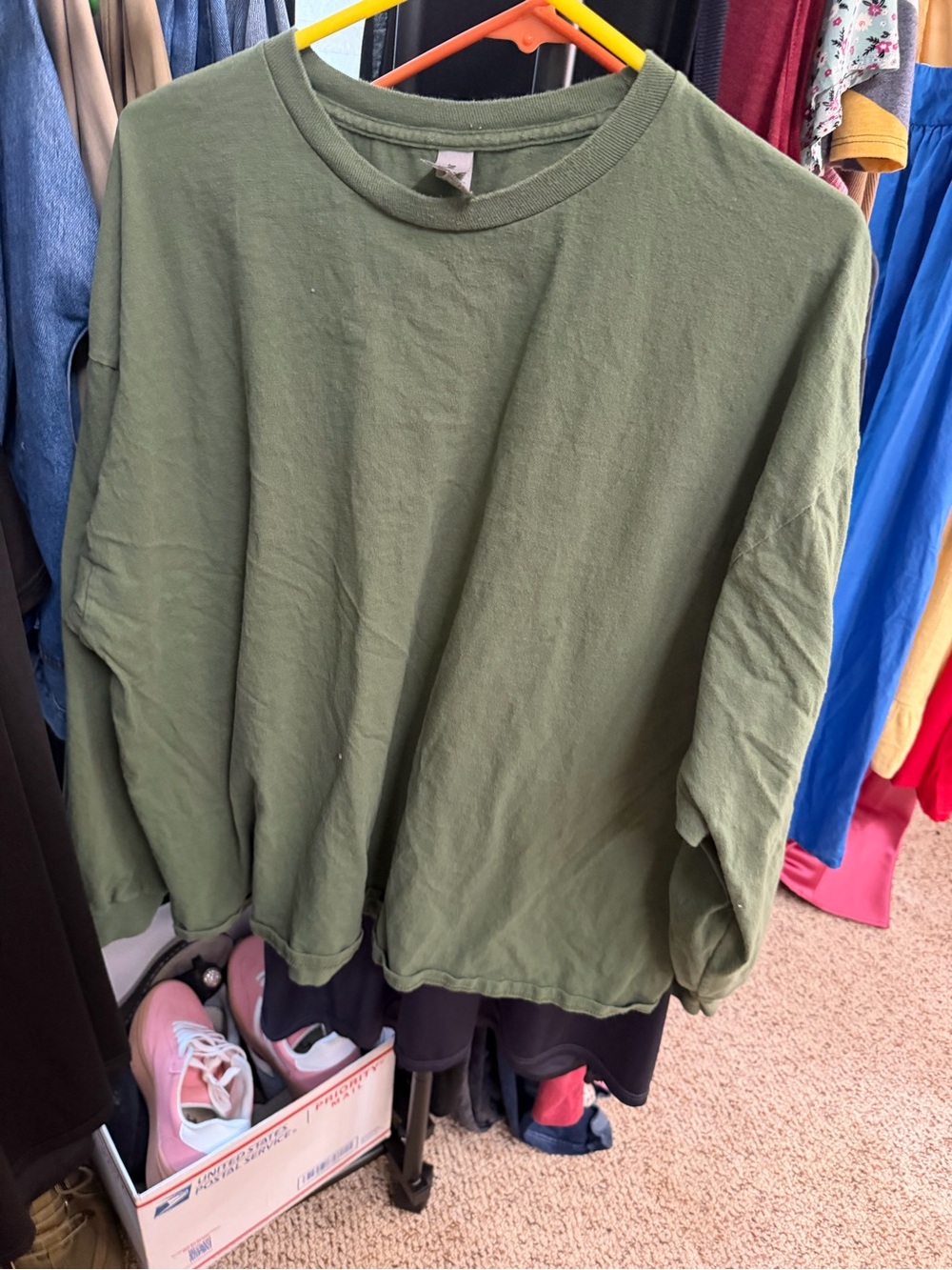 Gildan Olive Green Crewneck Sweatshirt